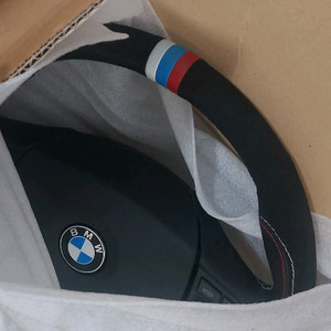 독일 BMW GROUP 정품 가죽 핸들 (알칸타라+천공가죽+3색 스티치+엄지걸이)