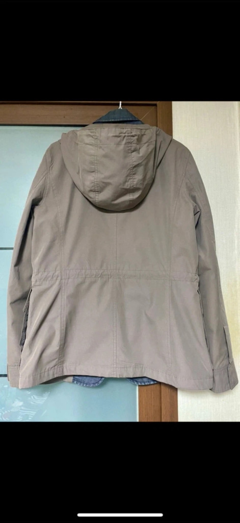 지바이 게스 바람막이--3