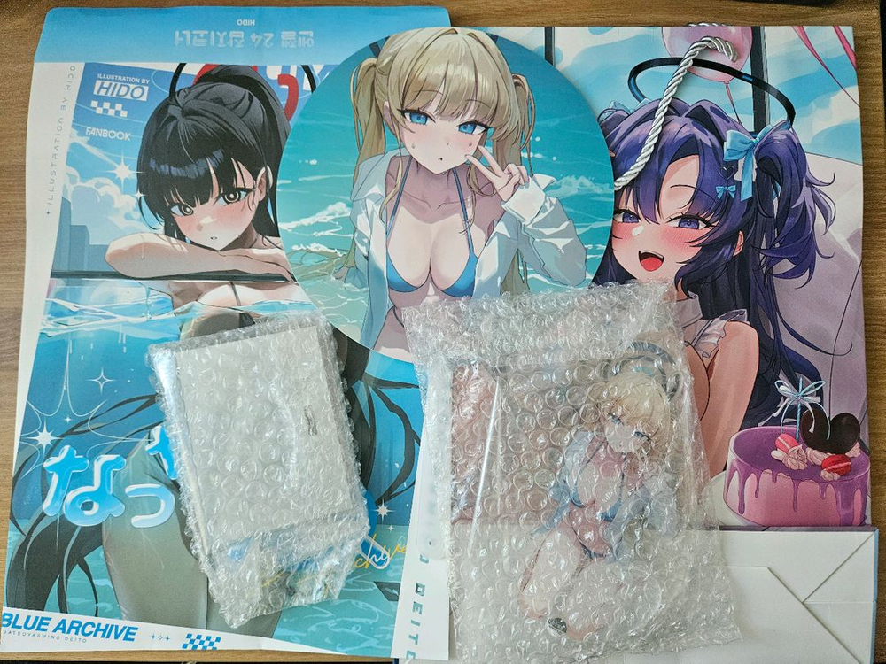 여름 서코에서 구매한 블루아카이브 토키 굿즈 팝니다 이미지