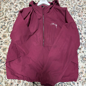 스투시 비치쉘 베리