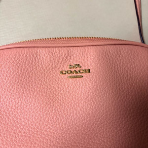 코치 미니 크로스백