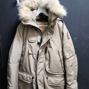 파라점퍼스 베이지색 패딩 자켓