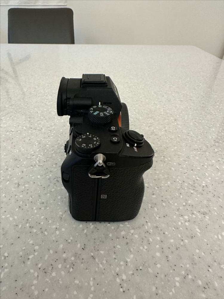 마지막할인!! 구매자없으면 업자에게 넘깁니다 소니 a7m3--1