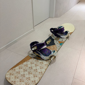 여성용 살로몬 스노우보드 데크 & 바인딩 세트