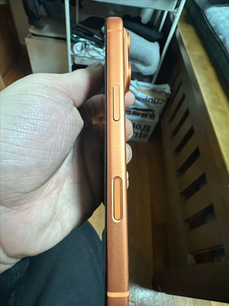 아이폰17pro 256GB 배터리100% 이미지