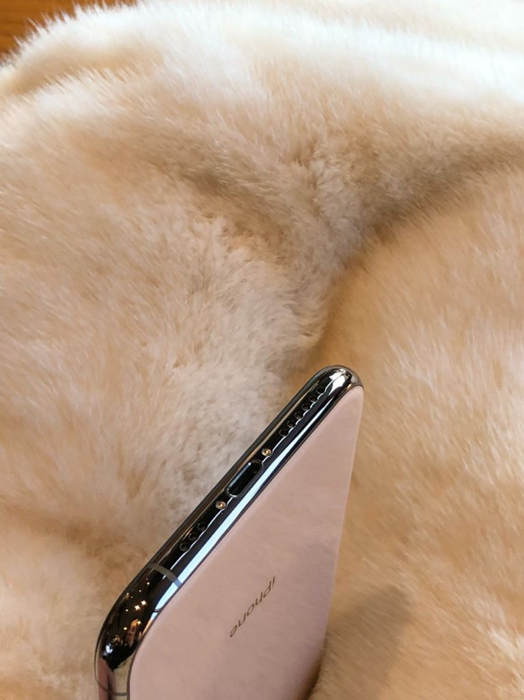 아이폰 XS 골드 64G 배터리 100 무음--4