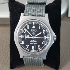 CWC g10 페가수스 에어본 필드워치