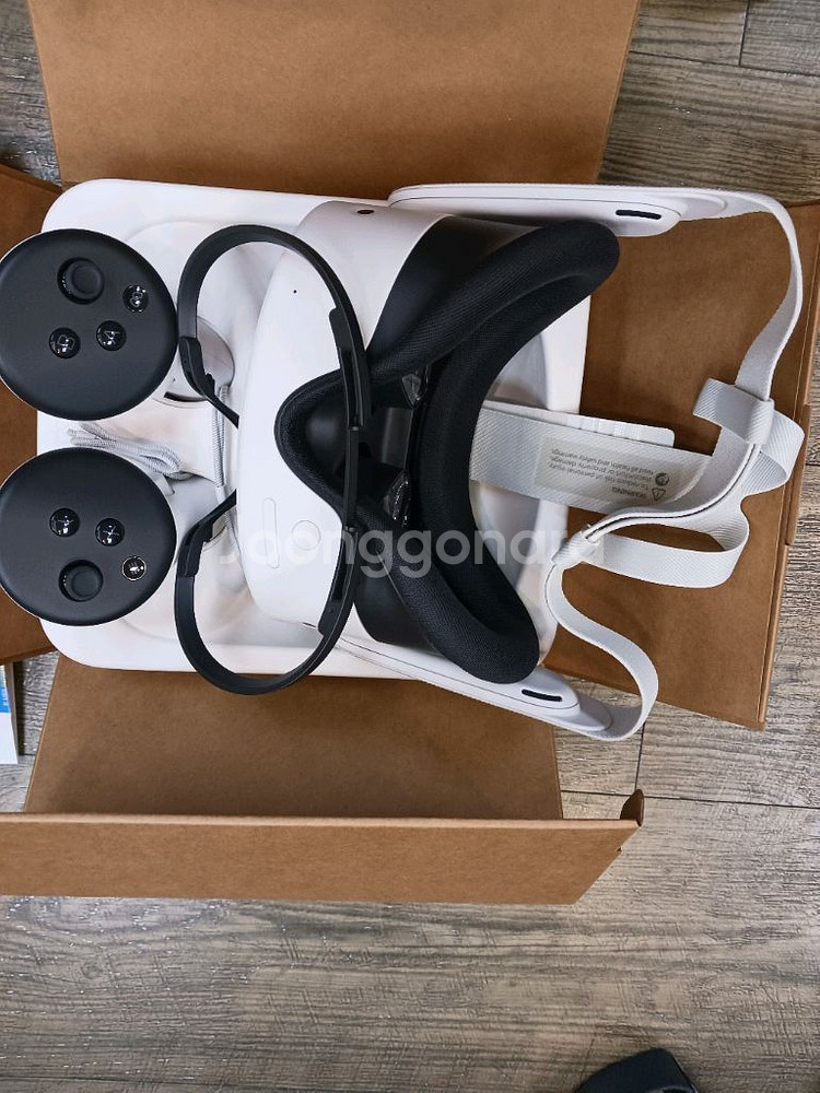 메타퀘스트 3S 256GB 풀박스--1