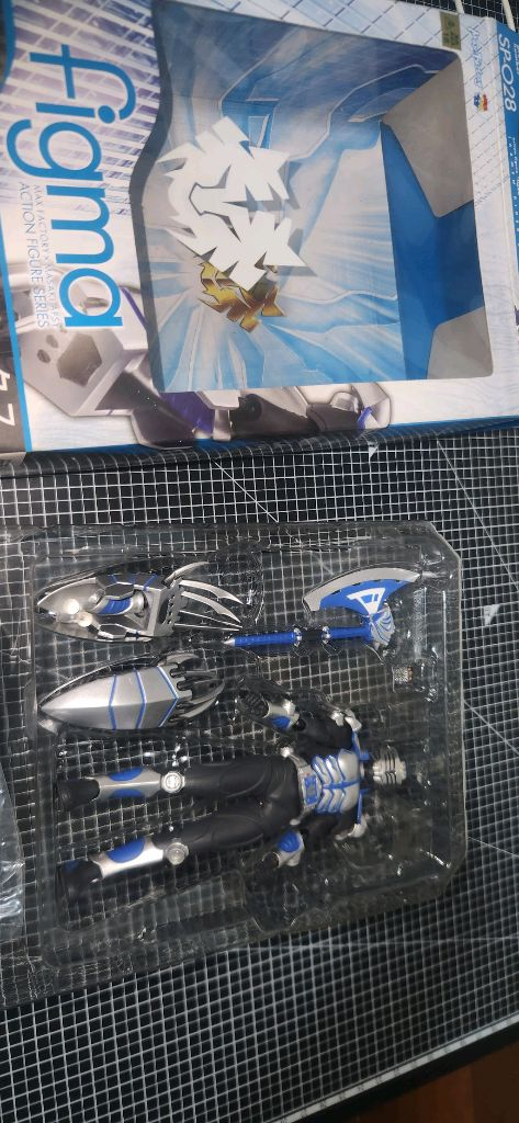 피그마 가면라이더 타이가(북미명: 가면라이더 액스)--1