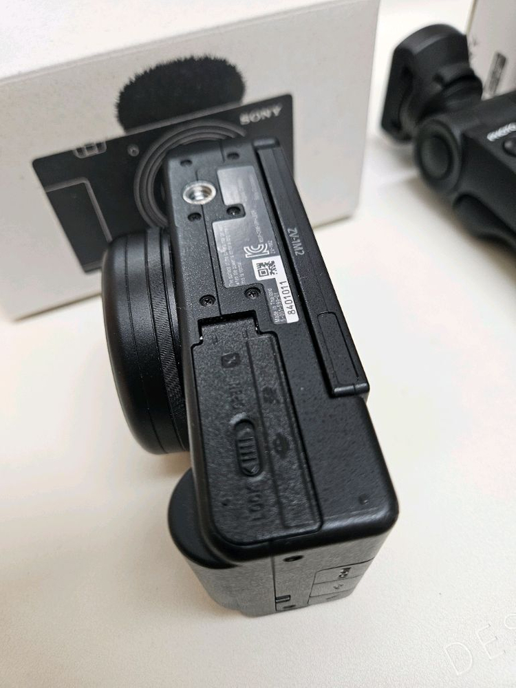 소니 ZV-1M2 + 슈팅그립--4