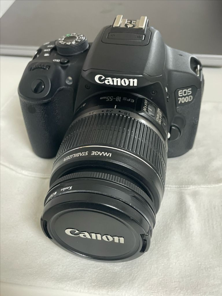 캐논 EOS 700D, 18-55mm렌즈 세트 구성품 일괄--1