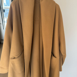 R2W 오드리 코트