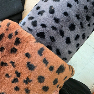 [더이상가격내림]벨보아 인조밍크 장모 에코퍼 호피 대폭 원단 그레이11마, 브라운(서비스)