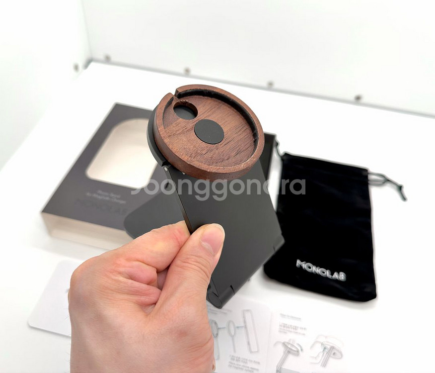 새상품 모노랩 맥세이프 알루미늄 충전 거치대 스탠드--4