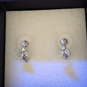 백화점 실버귀걸이- 만원