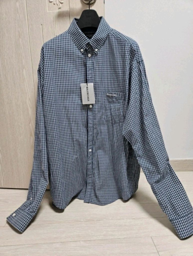 발렌시아가 오버핏셔츠 39(105) 구매가-113만원--4