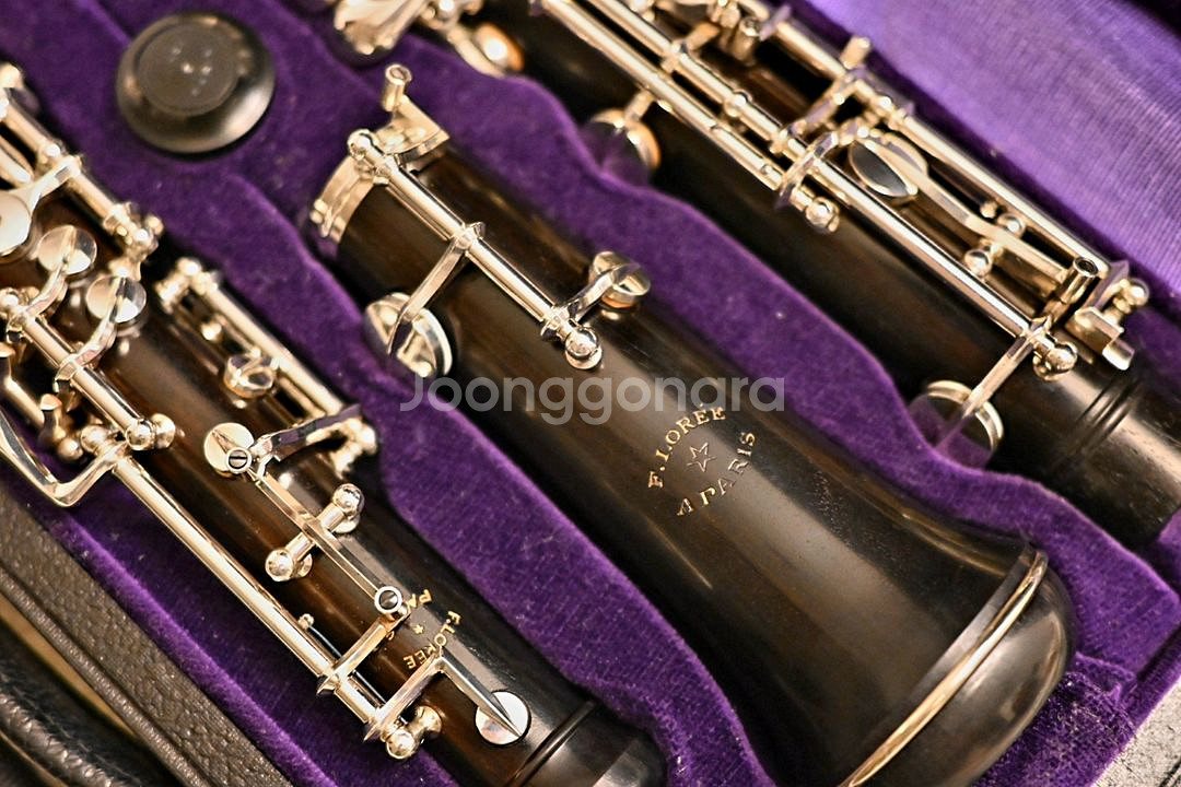 로레 C3 오보에 판매합니다.--0