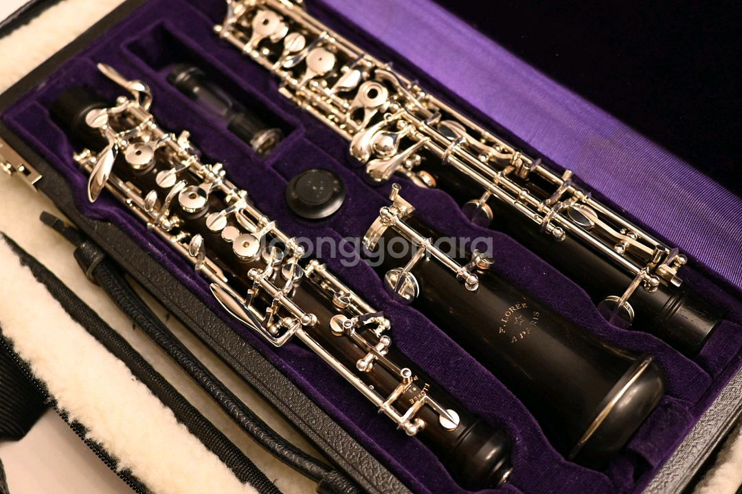 로레 C3 오보에 판매합니다.--3