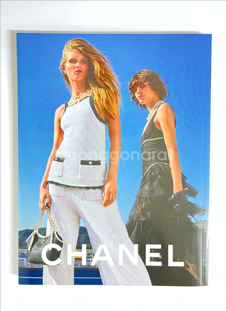 데이즈드 코리아 2025년 11월호 (DAZED KOREA)--1