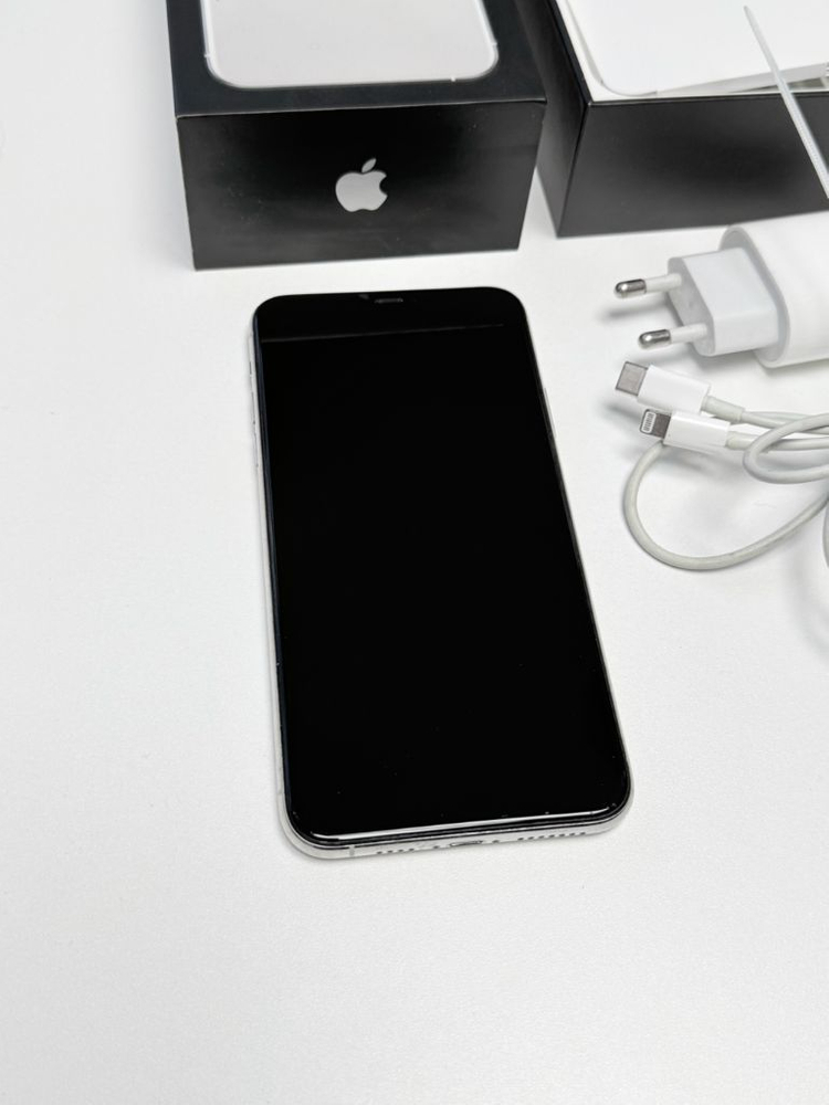 아이폰 11 프로 맥스 256GB 실버--1