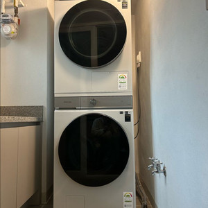 삼성 그랑데 AI 워시타워 세탁기 건조기 세트 이미지