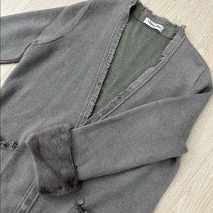 디올 니트 퍼 롱가디건 사이즈free