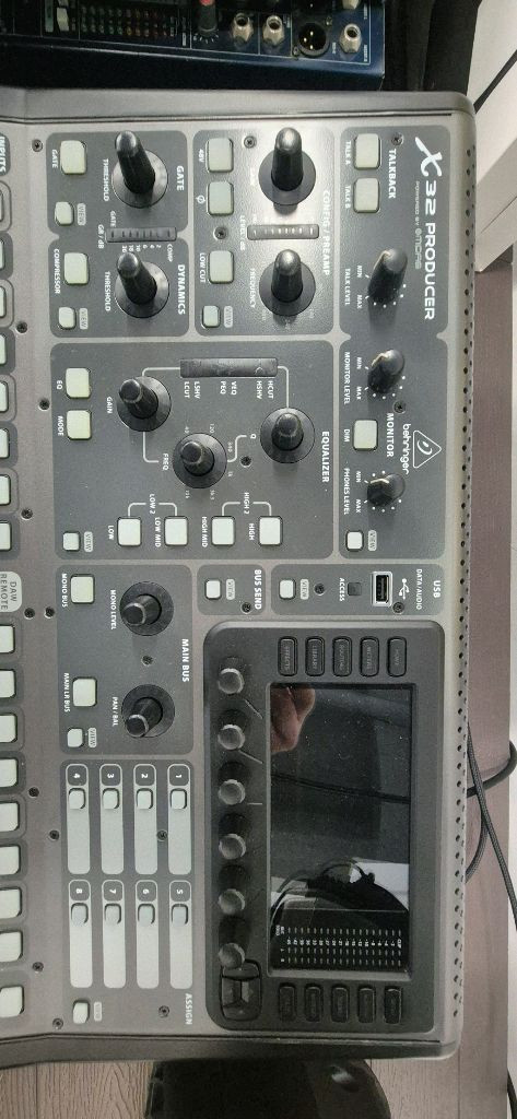 BEHRINGER X32 PRODUCER 프로듀서--1