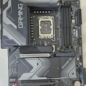 기가바이트 Z790 Gaming X 판매합니다