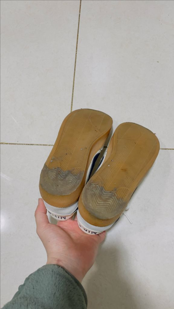 나이키 x 제이크루 킬샷 2 세일 미드나잇 네이비 이미지