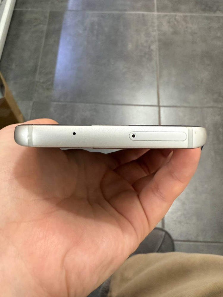 갤럭시S7 실버 32GB Y1294 이미지