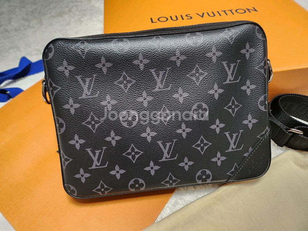루이비통 정품 트리오 메신저백--1