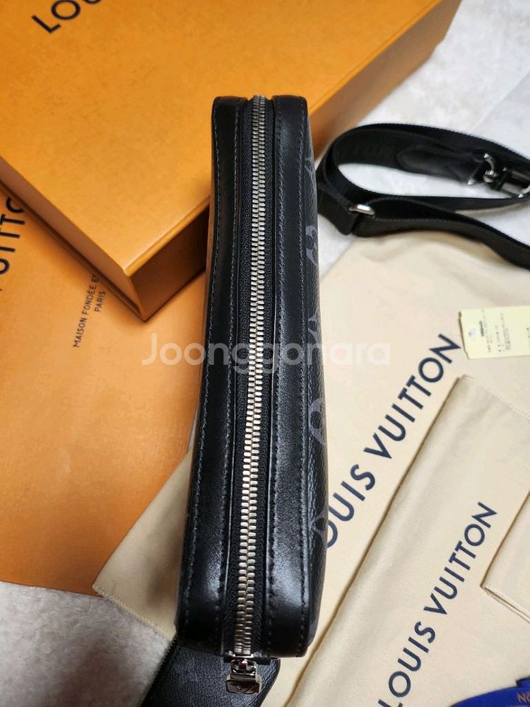 루이비통 정품 트리오 메신저백--3