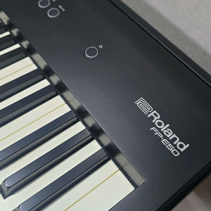 롤랜드 FP-E50 풀세트 판매합니다.