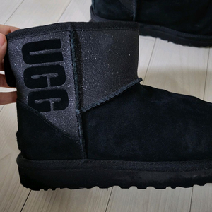 UGG 어그 블랙 부츠 240 7사이즈