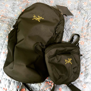 아크테릭스 맨티스16 판매