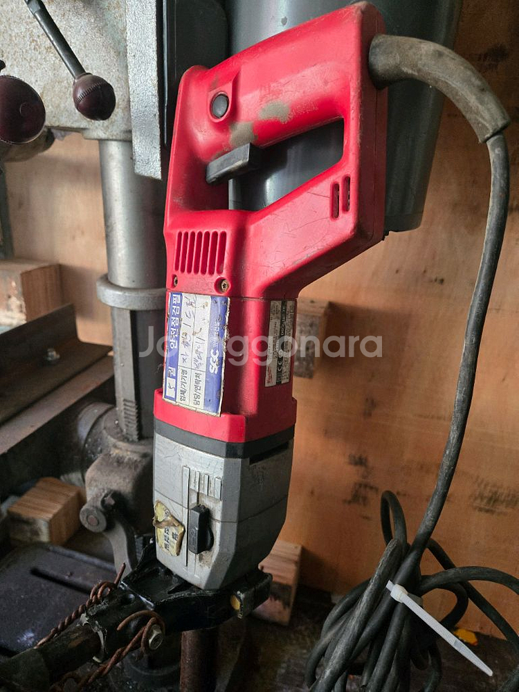 밀워키 코아드릴--2