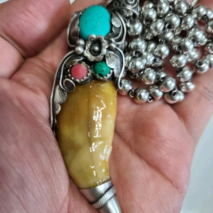 진품 호랑이 이빨 펜던트 목걸이