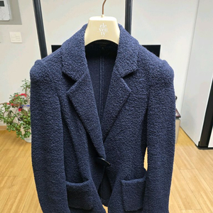 엠포리오 아르마니 여성코트