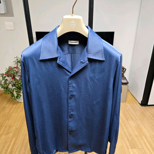 산드로 실크 셔츠