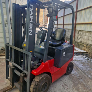 1.5톤 전동지게차