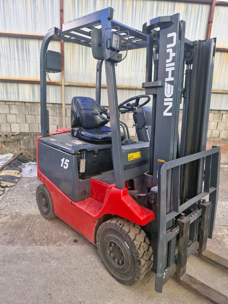 1.5톤 전동지게차--1