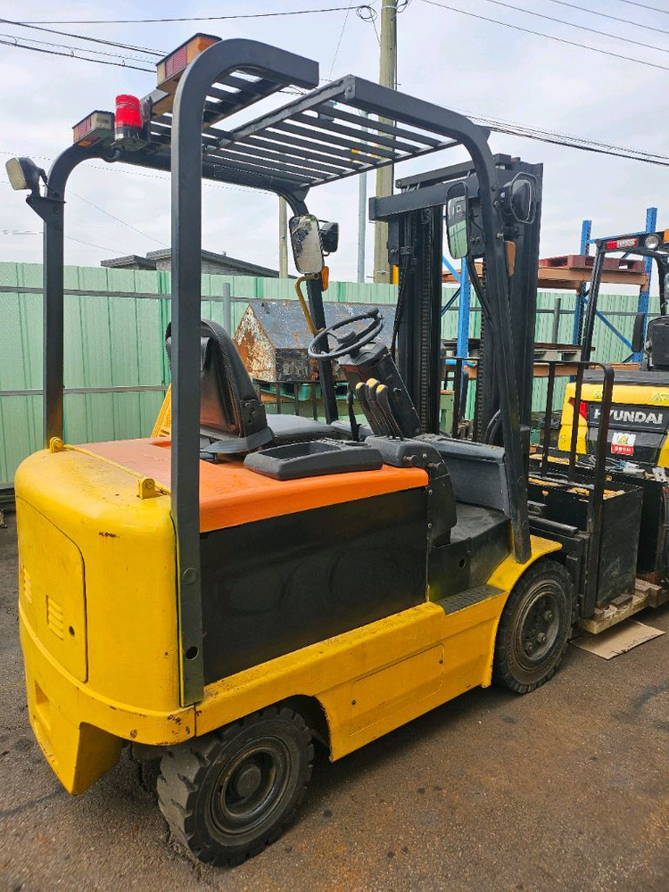 2.5톤 전동지게차 싸이드/자동발 옵션--1