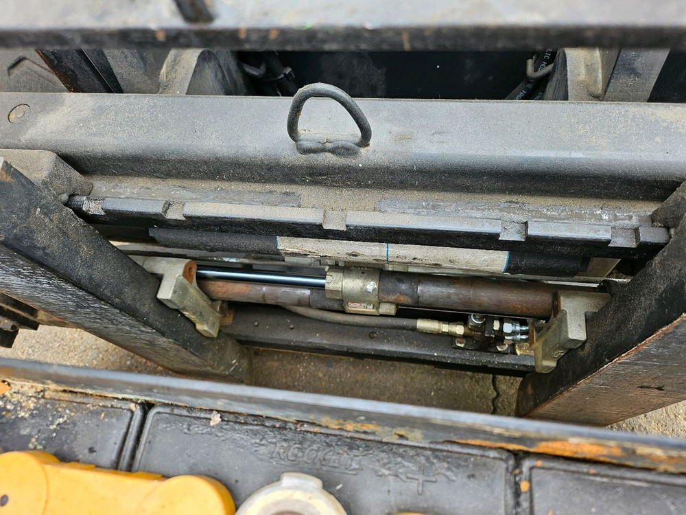 2.5톤 전동지게차 싸이드/자동발 옵션--4