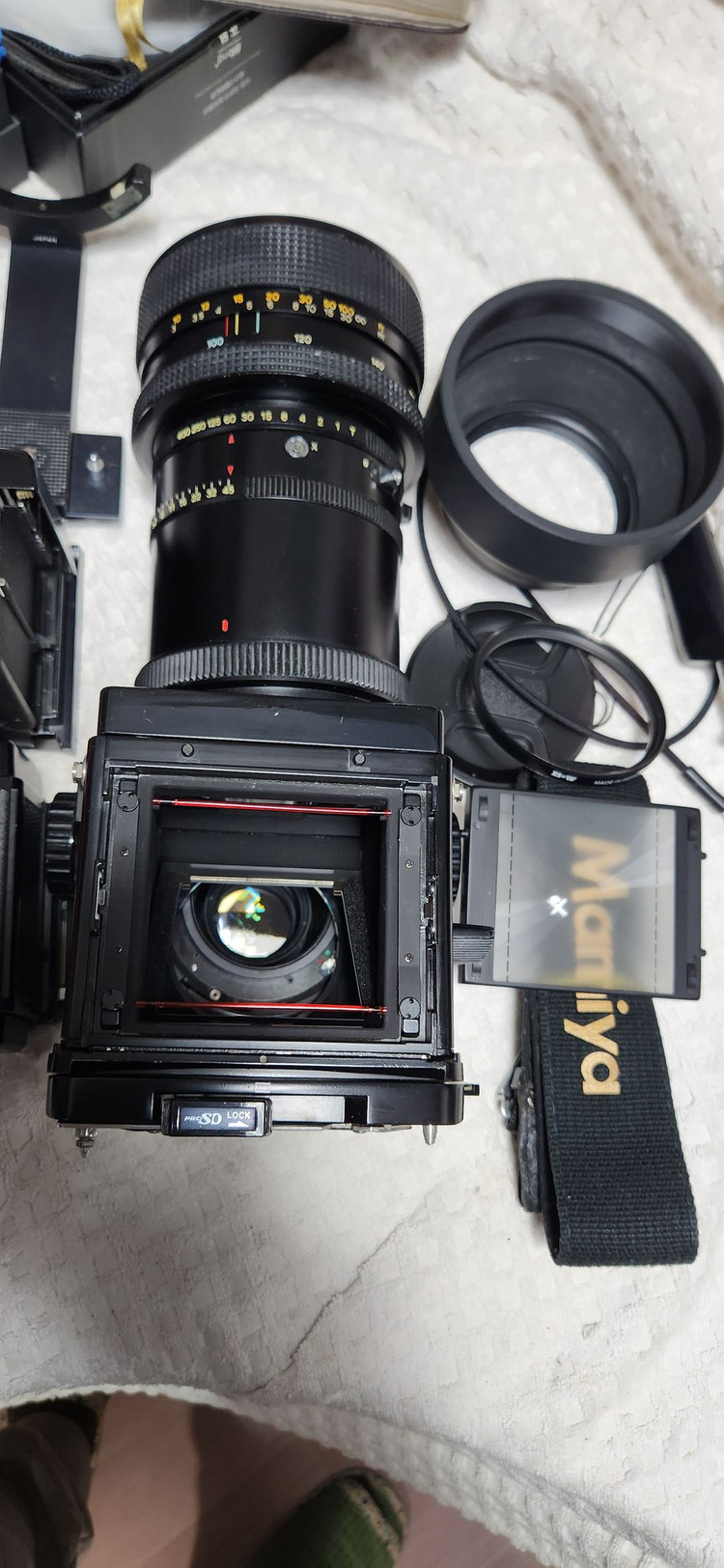 마미야RB67 SD(A급), 마미야 줌 렌즈 100~200(깨끗함), 필터B+W 독일제, 릴리즈, 스트랩. 이미지