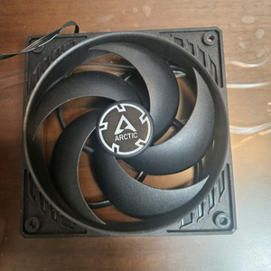 아틱 P12 PWM PST 120mm 쿨링팬 1개