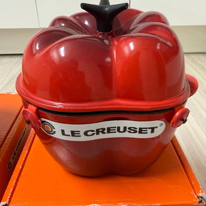 르크루제 빨강 18센티 피망무쇠냄비(새제품)