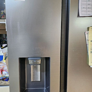 삼성 양문형 얼음 냉장고 RS80A5120M9