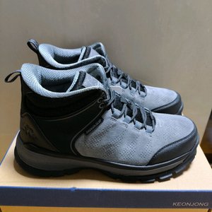 (새상품)280 등산화 트레킹화 프로월드컵 운동화