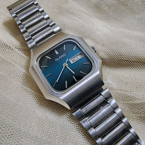 빈티지 OLANO 수동 기계식 청판 메탈 시계