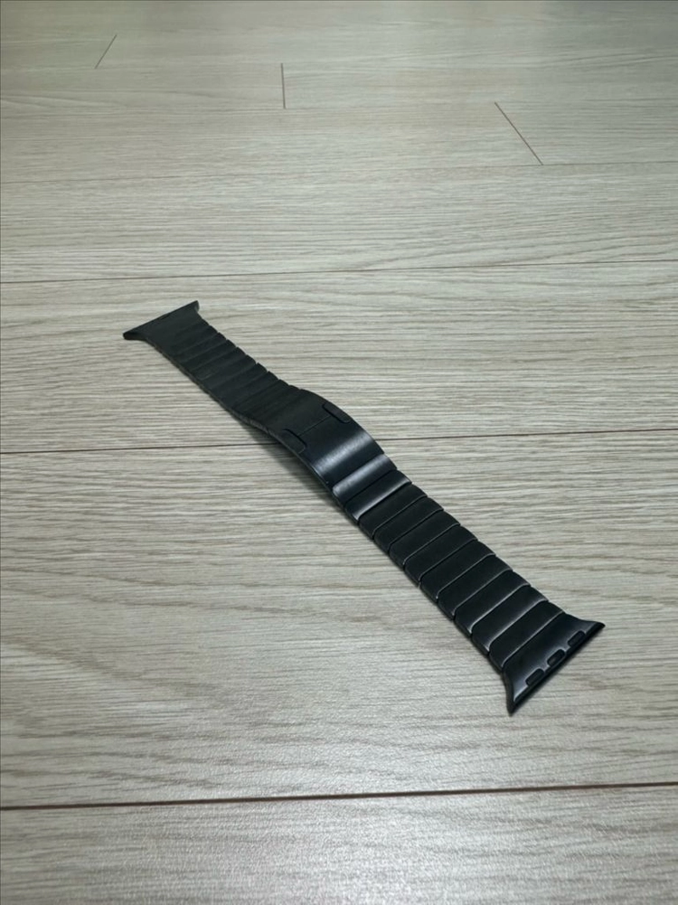 (새상품)애플워치 정품 링크브레이슬릿 스페이스그레이 38-42mm 팝니다 - 안심되는 중고거래